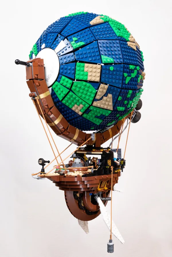 LEGO Ideas The Globe 21332